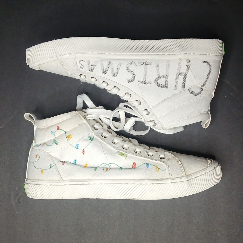 Cariuma OCA High Sneakers Mens 11 White Christmas Tacos Holiday Canvas High Top